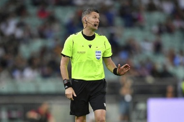 Daniele Orsato va arbitra meciul România – Suedia, din preliminariile Euro-2020