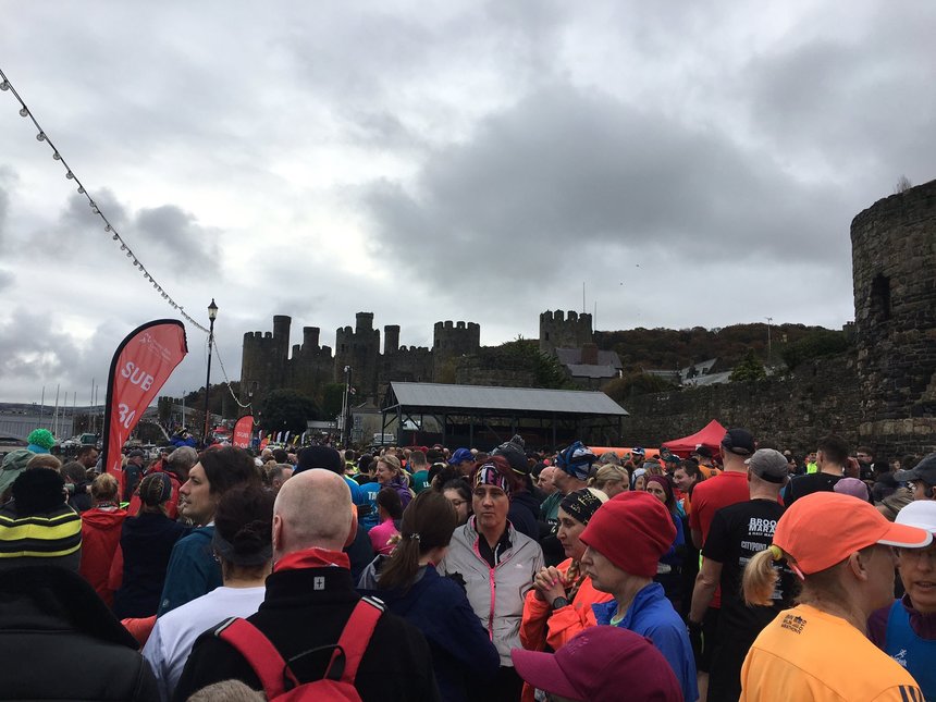 Ţara Galilor: Concurenţii de la semimaratonul Conwy, descalificaţi dacă au lăsat gunoaie pe parcurs