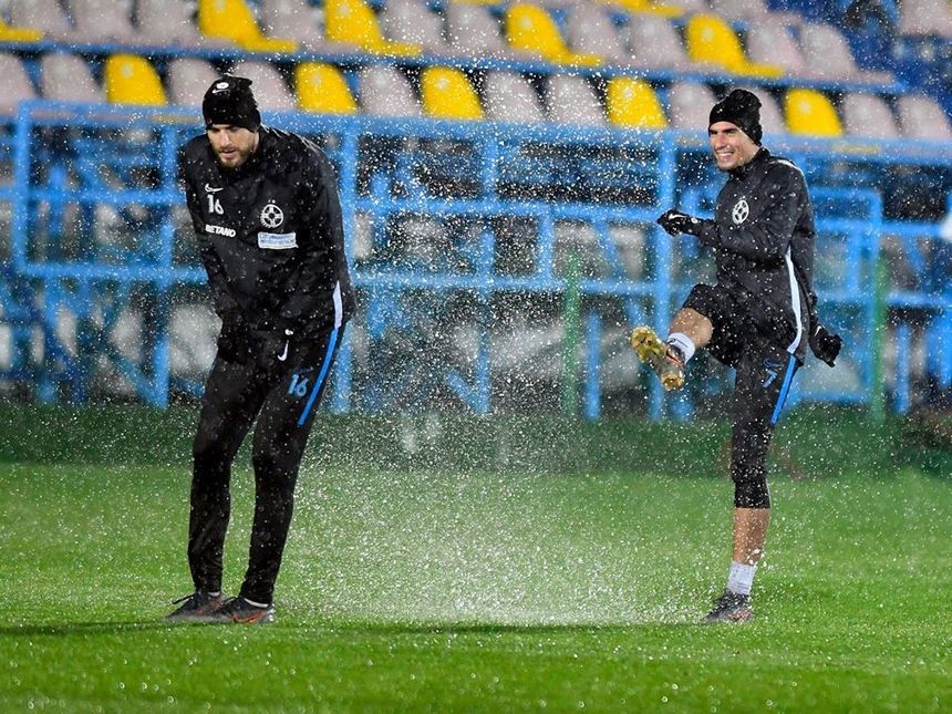 Meciul FC Voluntari – FCSB a fost amânat cu o oră, din cauza ploii care a făcut terenul impracticabil