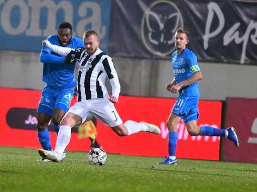 Astra Giurgiu a învins Universitatea Craiova, scor 1-0, şi este lider în Liga I
