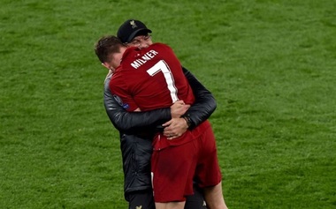 James Milner şi-a prelungit contractul cu Liverpool