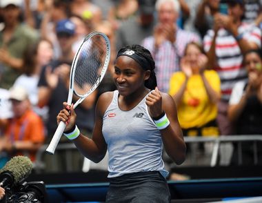 Naomi Osaka, deţinătoarea trofeului, a fost eliminată de Coco Gauff (15 ani) în turul trei al Australian Open