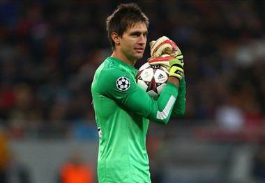 Ciprian Tătăruşanu va apăra pentru prima dată poarta echipei Olympique Lyon în Ligue 1