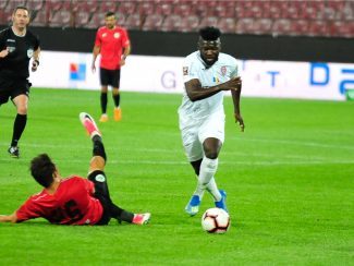CFR Cluj anunţă rezilierea contractului cu Robert Tambe