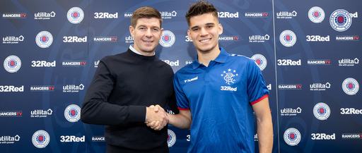 Ianis Hagi a semnat contractul cu Rangers