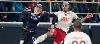 Cupa Turciei: Cu Florin Andone rezervă, Galatasaray a pierdut cu 0-2 prima manşă a sfertului de finală cu Alanyaspor