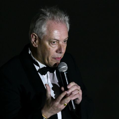 Gilles Beyer, antrenorul de patinaj acuzat de agresiune sexuală, se pune la dispoziţia justiţiei