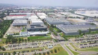 Ferrari şi-a închis fabrica de la Maranello pentru vizitatori, parteneri şi clienţi