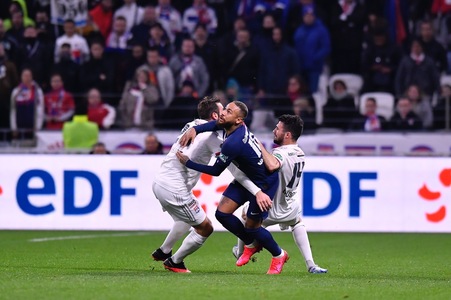 PSG a eliminat Olympique Lyon în semifinalele Cupei Franţei, scor 5-1, revenind de la 0-1
