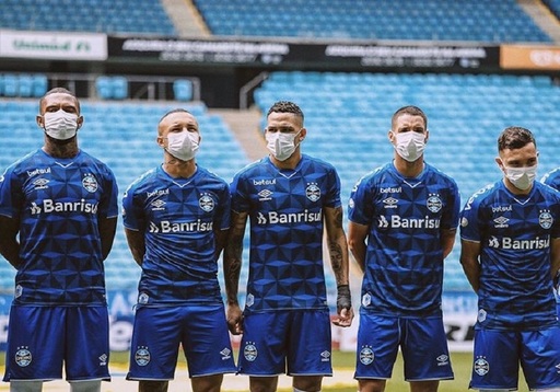 Coronavirus: Jucătorii echipei Gremio, protest cu măşti înaintea meciului cu Sao Luiz. Ei vor suspendarea campionatului