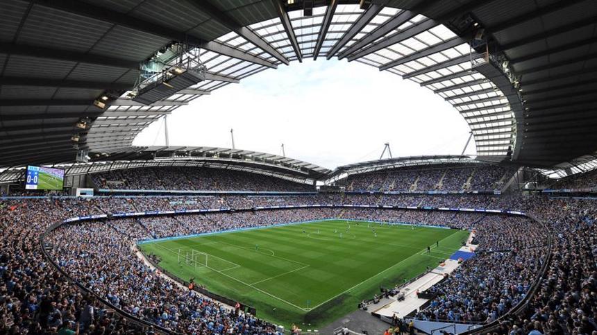 Incinte din cadrul Etihad Stadium, puse la dispoziţia sistemului naţional de sănătate din Marea Britanie de clubul Manchester City 