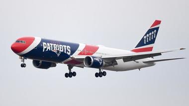 Patronul echipei New England Patriots a adus măşti din China: Nu am văzut în viaţa mea atăta birocraţie şi obstacole de depăşit