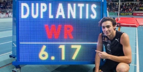 Duplantis scoate la licitaţie numărul de concurs pe care l-a purtat când a stabilit un record mondial la săritura cu prăjina