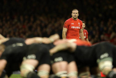 Rugbistul Jamie Roberts îşi întrerupe cariera sportivă ca să muncească în cadrul Serviciului Britanic de Sănătate