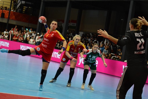 Cristina Neagu: Deciziile EHF ne avantajează la naţională, dar ne pot dezavantaja în Liga Campionilor