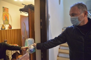 Echipa Corona Braşov se implică în lupta împotriva Covid-19