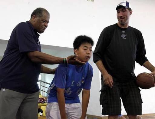 Wes Unseld, primul antrenor al lui Ghiţă Mureşan în NBA, a decedat