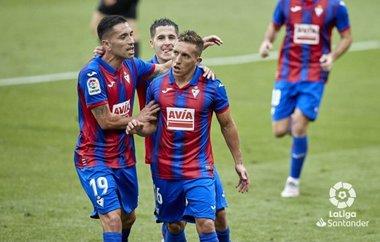 De Blasis (Eibar) a donat salariul pe luna iulie personalului din club care lucrează în bucătărie şi care asigură curăţenia