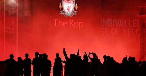Anglia: 13 suporteri, arestaţi în timpul manifestărilor de bucurie de la Liverpool şi Leeds