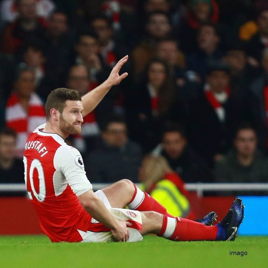 Mustafi (Arsenal) a fost operat la tendonul lui Ahile şi va rata debutul sezonului viitor