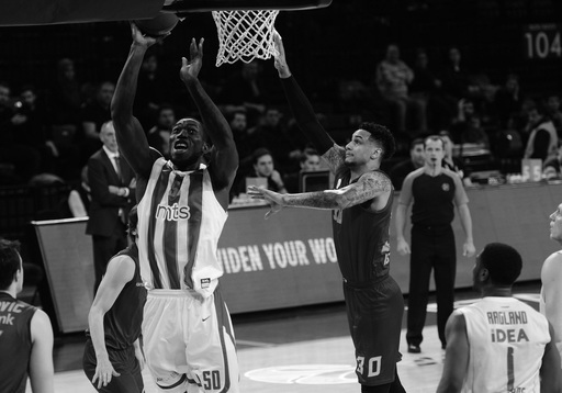 Baschetbalistul Michael Ojo (Steaua Roşie Belgrad) a murit la doar 27 de ani, după un atac de cord
