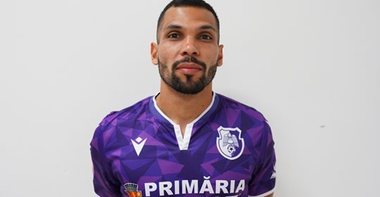 FC Argeş l-a transferat pe mijlocaşul Derlis David Meza Colli