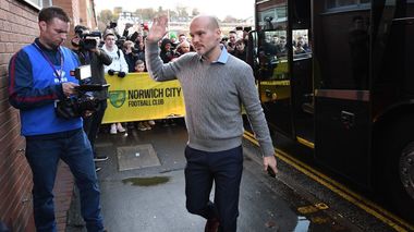 Freddie Ljungberg părăseşte Arsenal Londra
