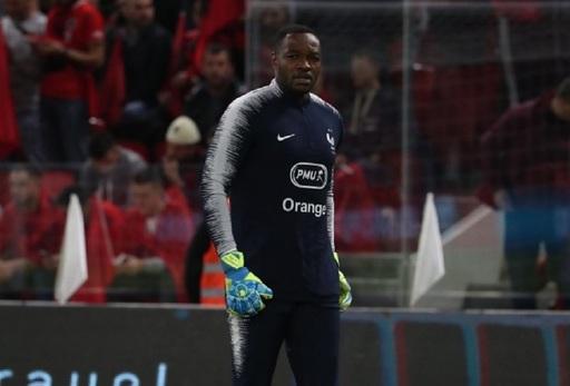 Mandanda a fost testat pozitiv cu Covid-19 şi va părăsi cantonamentul naţionalei Franţei