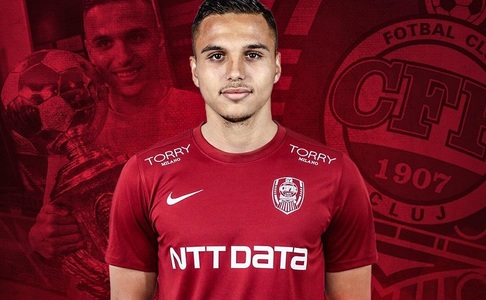 CFR Cluj l-a transferat pe Cristian Manea de la Apollon Limassol