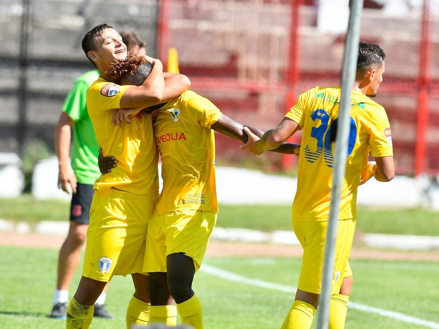 Petrolul Ploieşti a obţinut o victorie categorică în Liga 2: scor 4-0 în deplasare cu CSM Reşiţa
