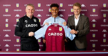 Aston Villa l-a transferat pe atacantul Ollie Watkins, din a doua ligă engleză, pentru suma record de 28 de milioane de lire sterline