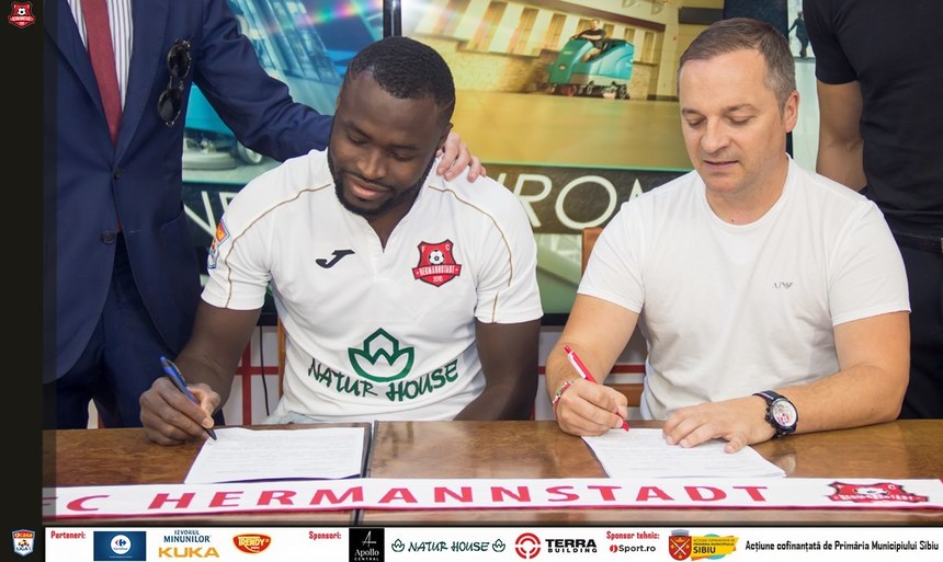 Ghanezul Bright Addae a semnat un contract cu Hermannstadt