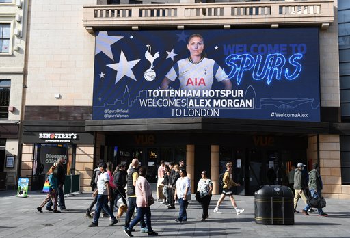 Alex Morgan, vedetă a echipei SUA, a semnat cu Tottenham Hotspur