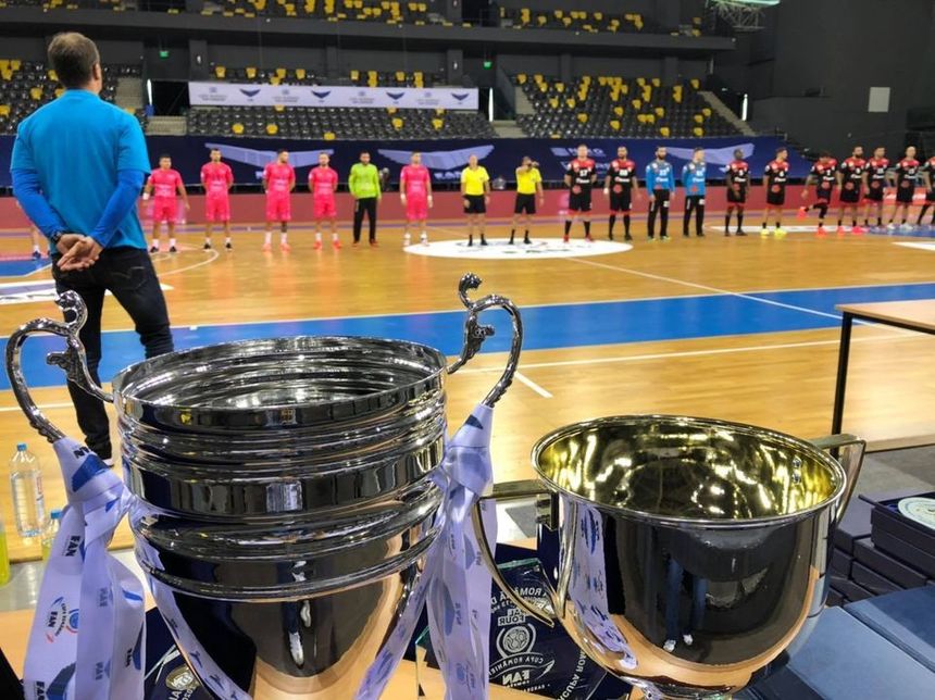 Dinamo Bucureşti a câştigat Cupa şi Supercupa României la handbal masculin