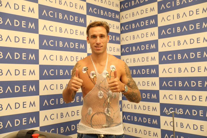 Internaţionalul argentinian Lucas Biglia a semnat cu echipa Karagümrük