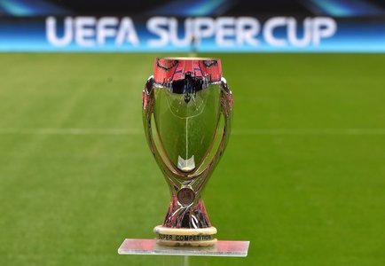 Bayern Munchen şi FC Sevilla joacă joi pentru Supercupa Europei. La meciul de la Budapesta pot asista şi spectatori