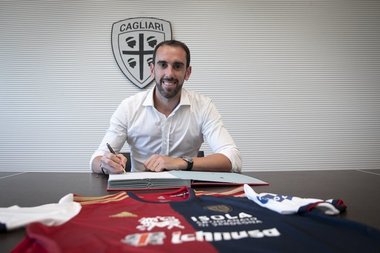 Diego Godin, transferat de Inter Milano la Cagliari