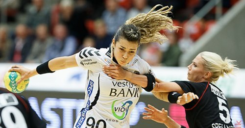 Minaur Baia Mare a transferat-o pe handbalista Karoline Helena de Souza, campioană mondială în 2013 cu naţionala Braziliei