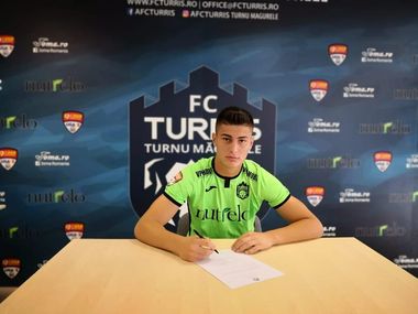 Portarul Ducan a fost împrumutat de FCSB la Turris-Oltul Turnu Măgurele