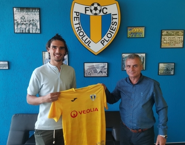 FC Petrolul Ploieşti l-a transferat pe Fernando Huja, un jucător român născut în Portugalia