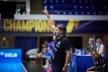 Adi Vasile, antrenor CSM Bucureşti: Sperăm să câştigăm cu Vipers, iar victoria să i-o dedicăm Cristinei Neagu!