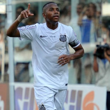 Robinho joacă a patra oară la Santos, unde va primi un salariu de 230 de euro pe lună