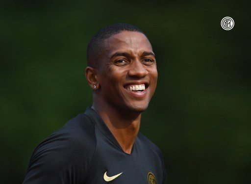 Inter Milano: Şi Ashley Young are coronavirus