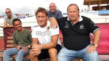 Tatăl lui Francesco Totti a murit din cauza Covid-19