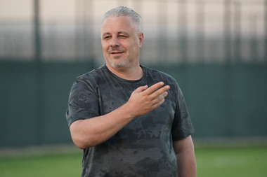 Gaziantep, echipa antrenată de Şumudică, a remizat, scor 1-1, la Antalyaspor, după ce a marcat un gol în dublă inferioritate numerică