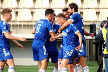 Petrolul Ploieşti a fost învinsă de U Craiova 1948, scor 1-0, în Liga 2