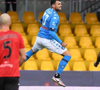 Napoli a învins cu 2-1 Benevento în Serie A, revenind de la 0-1