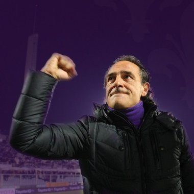 Cesare Prandelli revine la conducerea tehnică a Fiorentinei. El îl înlocuieşte pe Giuseppe Iachini 