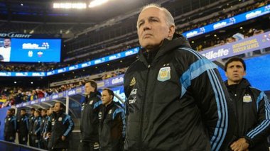 Argentina: Fostul selecţioner Alejandro Sabella a fost internat de urgenţă la Buenos Aires