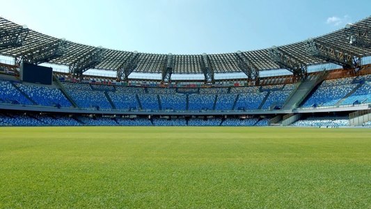 Stadionul echipei Napoli va primi numele lui Diego Maradona de la următorul meci
